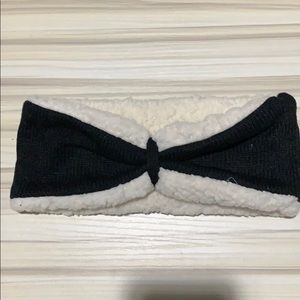 Bear paw Winter ear warmers